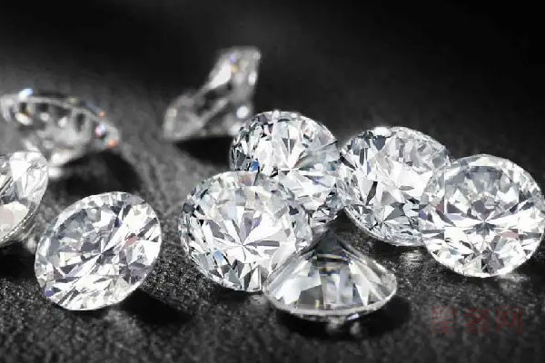 钻石一般多少钱一个  如何选择一款适合自己的钻石